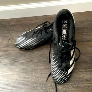 Men’s size 10 Adidas Soccer Cleats
